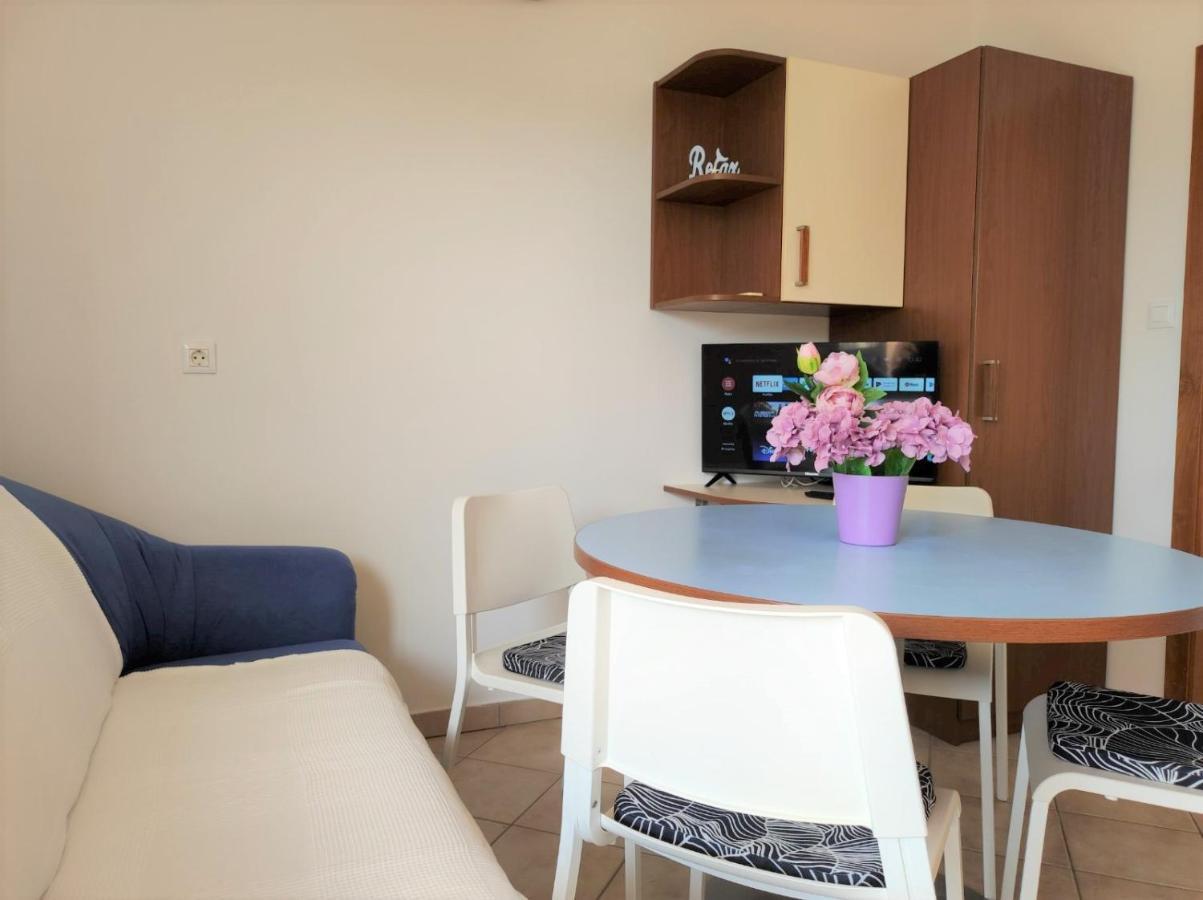 Apartment Rose Krk Town Eksteriør billede