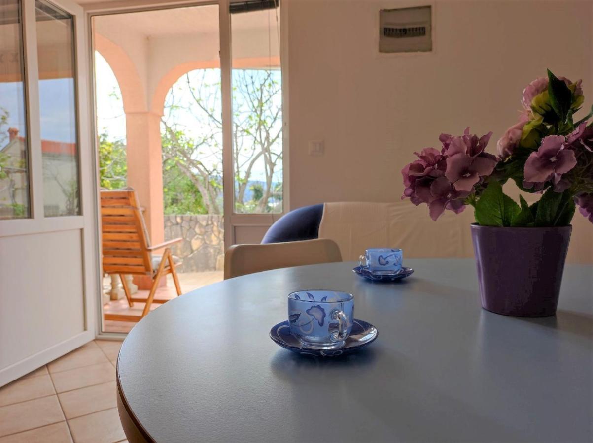 Apartment Rose Krk Town Eksteriør billede